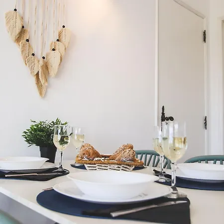 Apartment In Portimao Near 3 Castelos Beach * Portimão